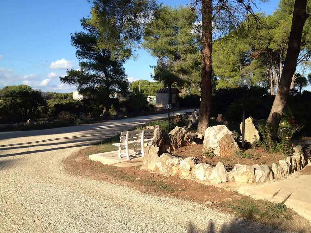 Villaggio Camping Nurral Fertilia Extérieur photo