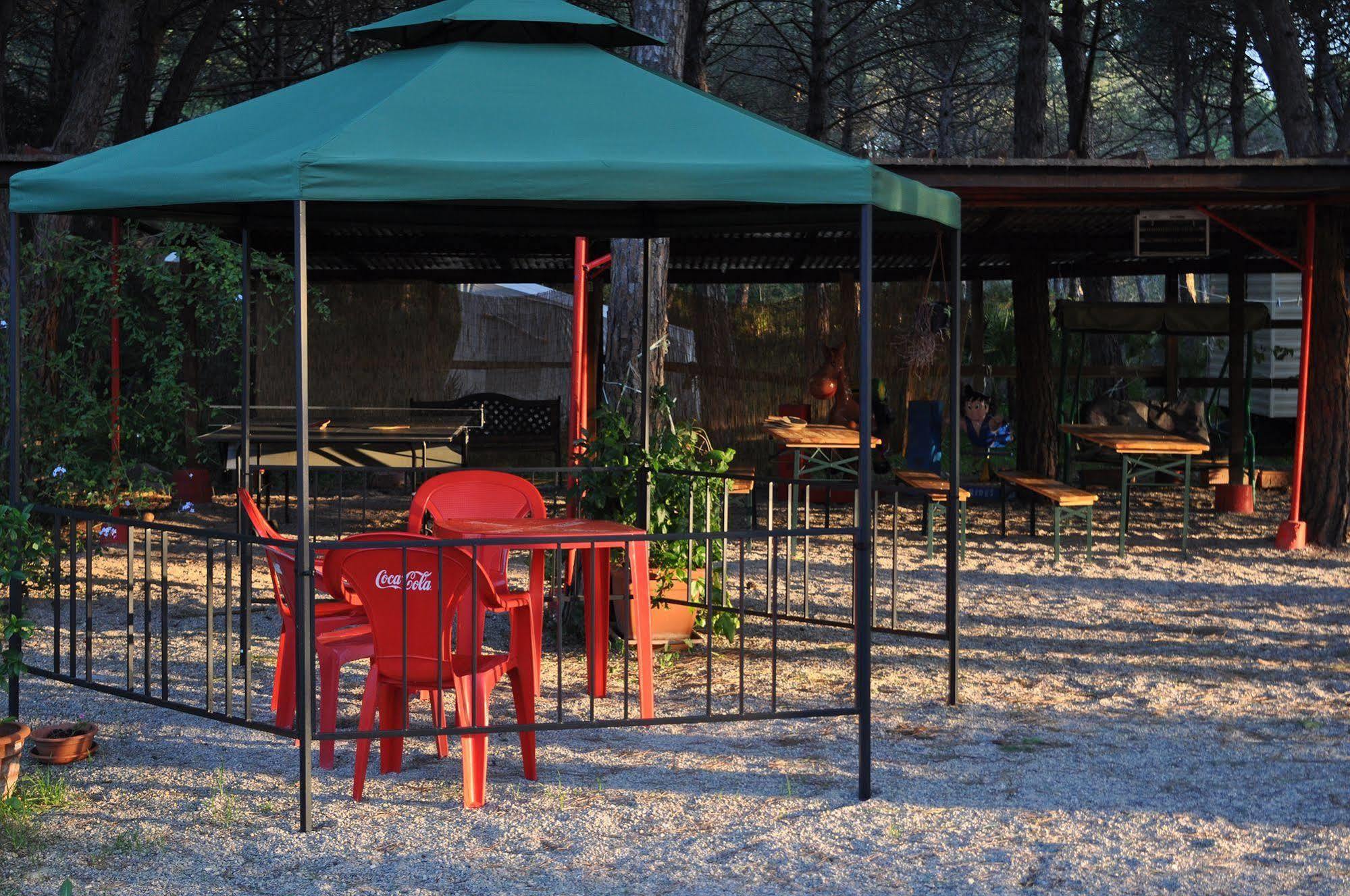 Villaggio Camping Nurral Fertilia Extérieur photo