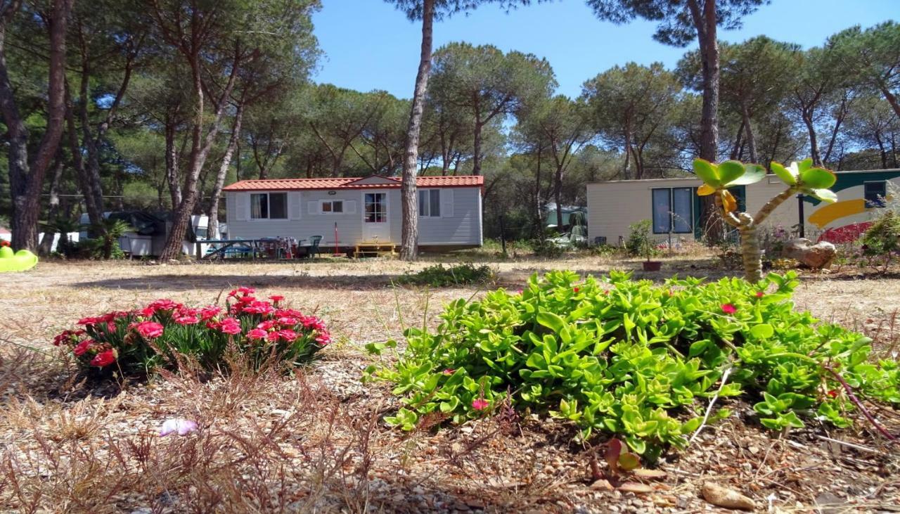 Villaggio Camping Nurral Fertilia Extérieur photo