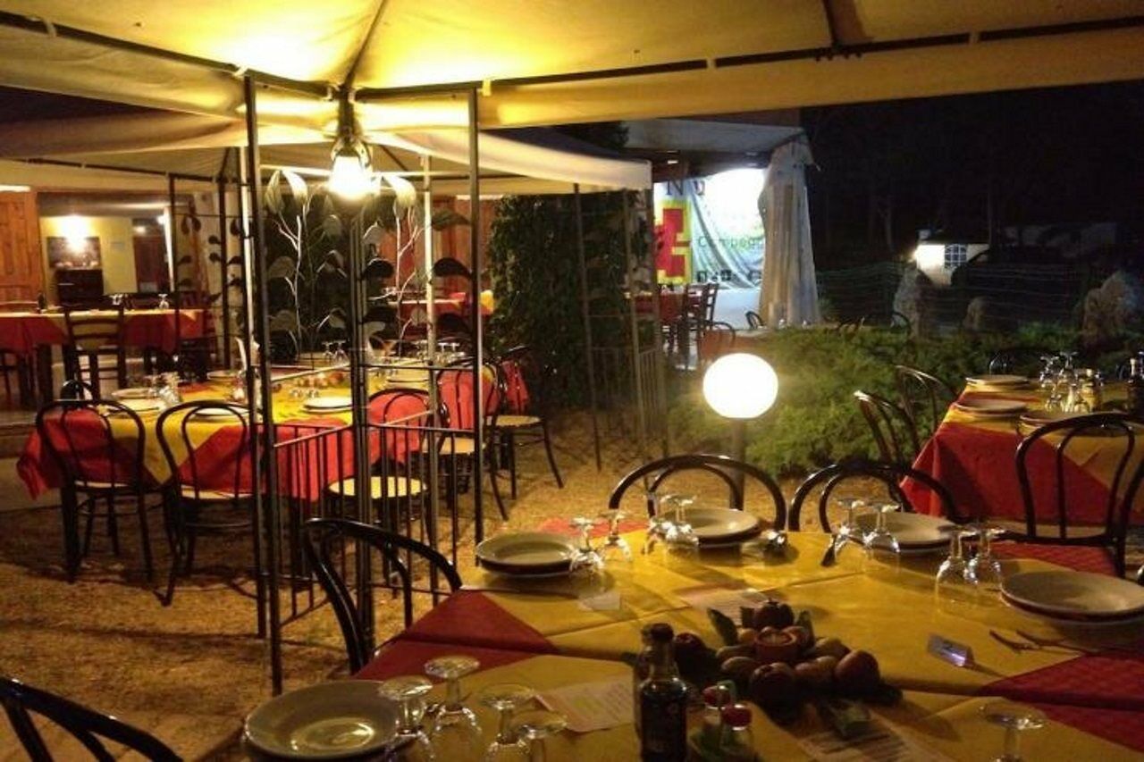 Villaggio Camping Nurral Fertilia Extérieur photo
